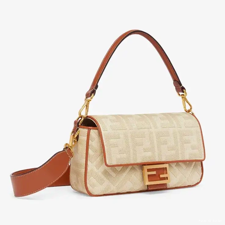 Vintage HOT Straw Fendi Motif Beige Baguette Bag Medium FF In 0522